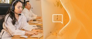 Pessoas usando WhatsApp Business integrado com número fixo virtual no computador. O que impacta positivamente na produtividade de atendimento dessas.